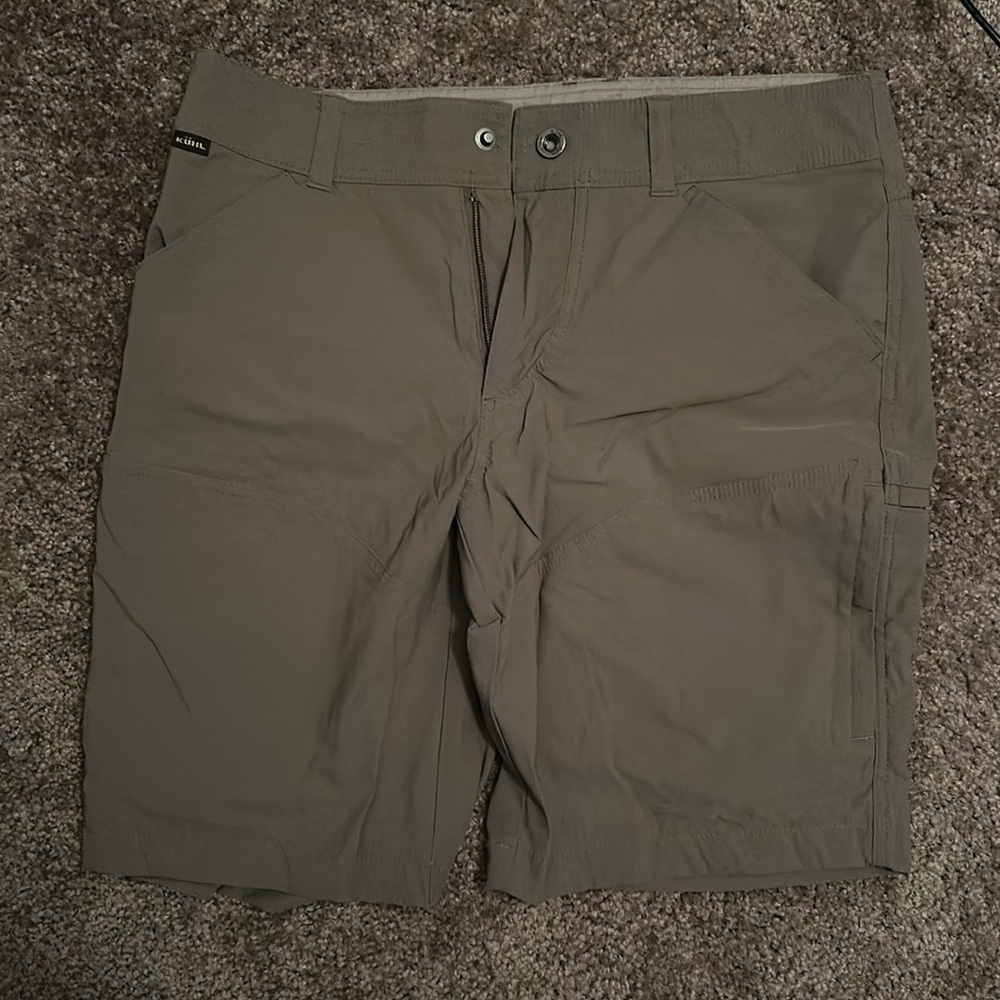 Kuhl hiking shorts waist 32 like new!